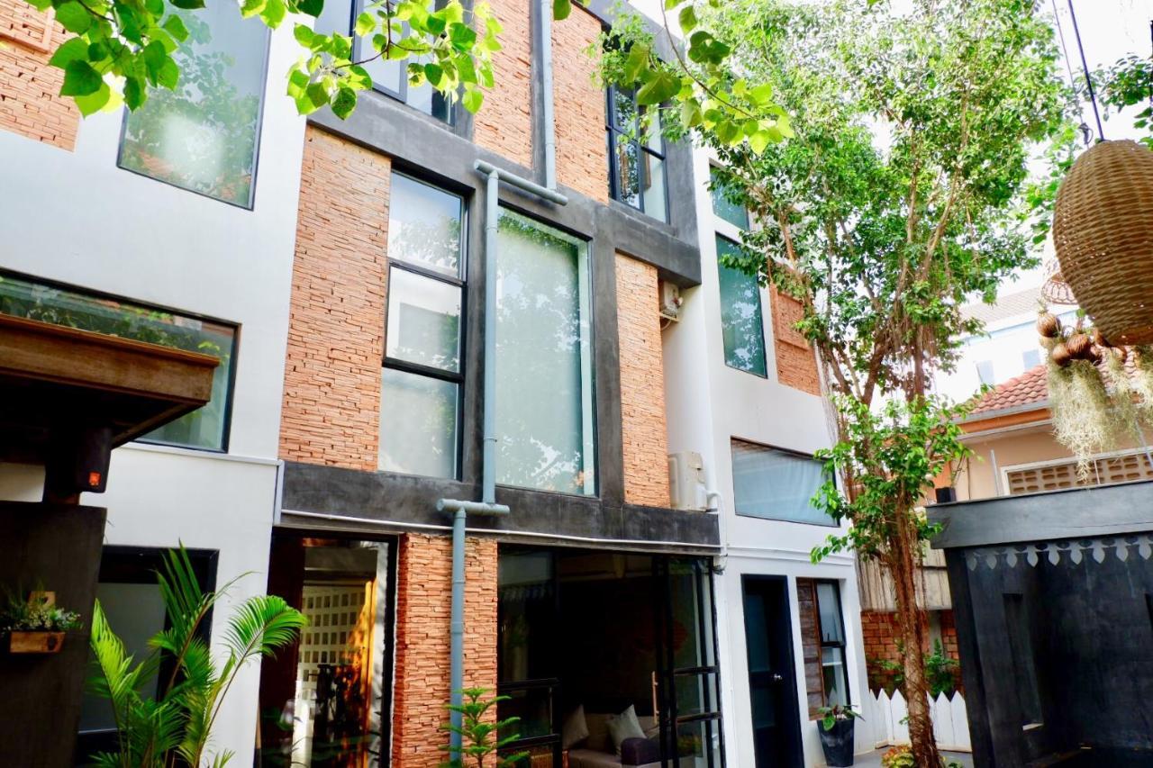1004 Boutique Hotel Siem Reap Dış mekan fotoğraf