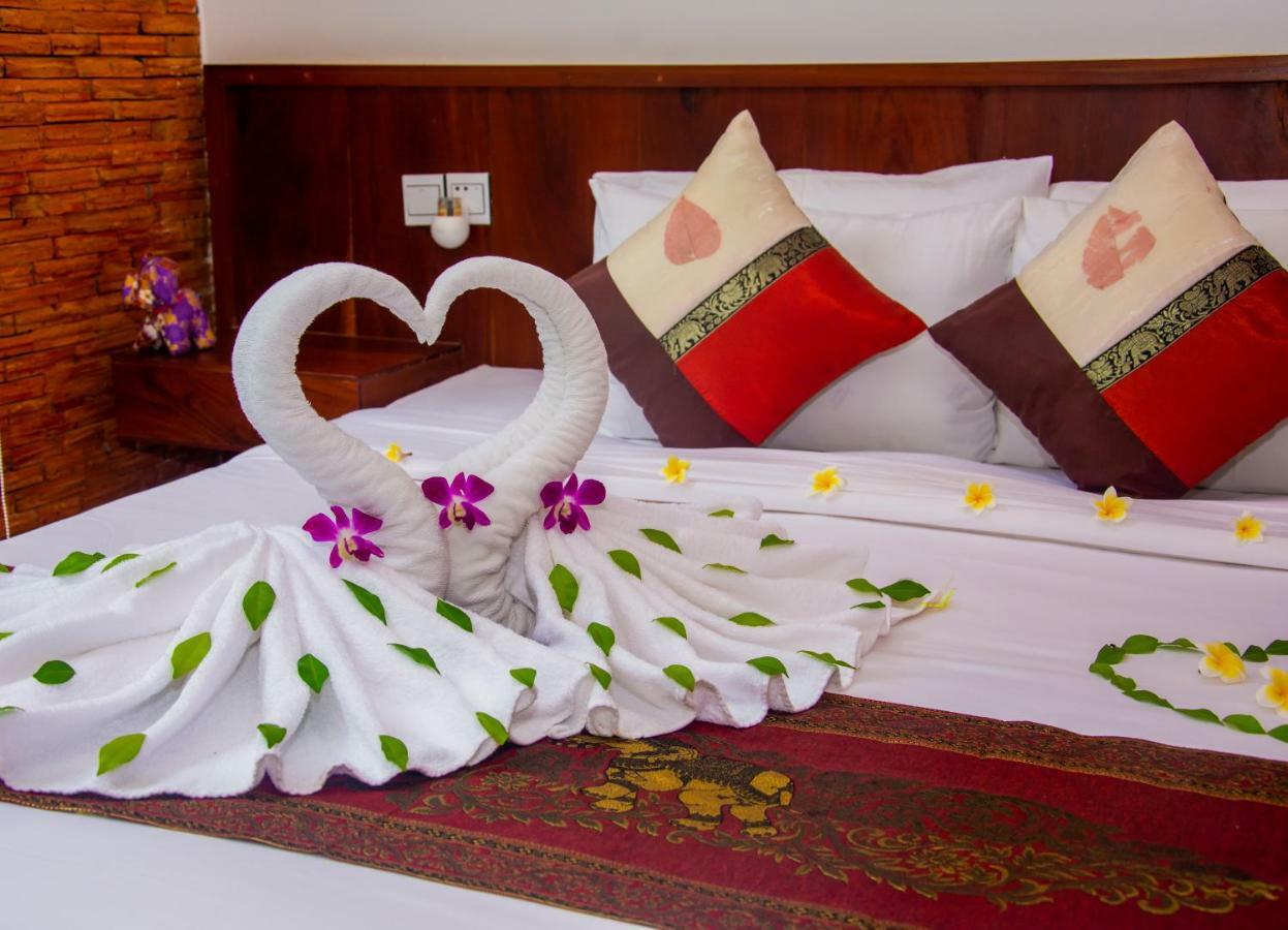 1004 Boutique Hotel Siem Reap Dış mekan fotoğraf